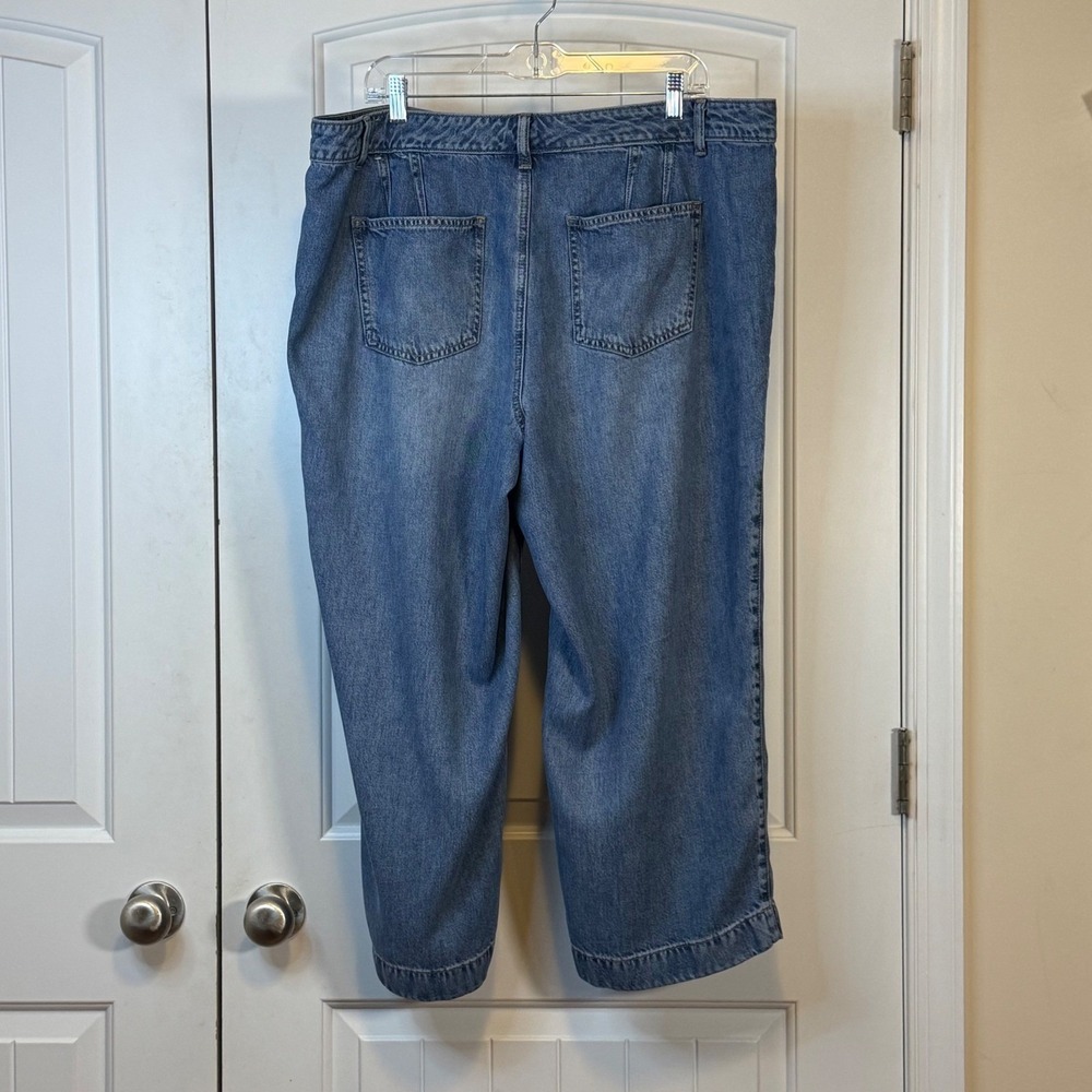 Talbots Womens Medium Wash Patch Pocket Straight Leg Crop Jeans Blue Size 16W - Picture 3 of 12